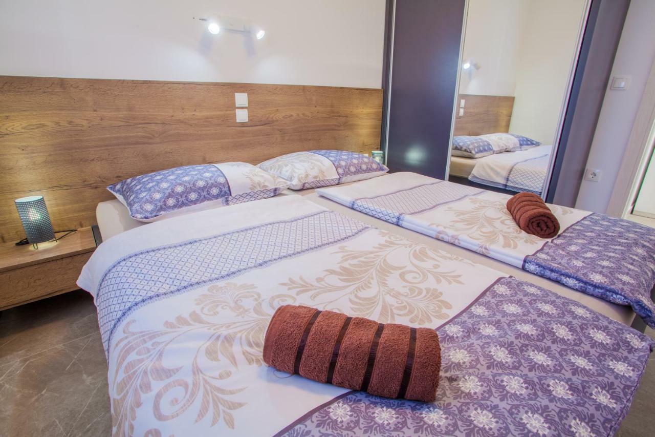 Apartmani Komesic Zubovići Εξωτερικό φωτογραφία