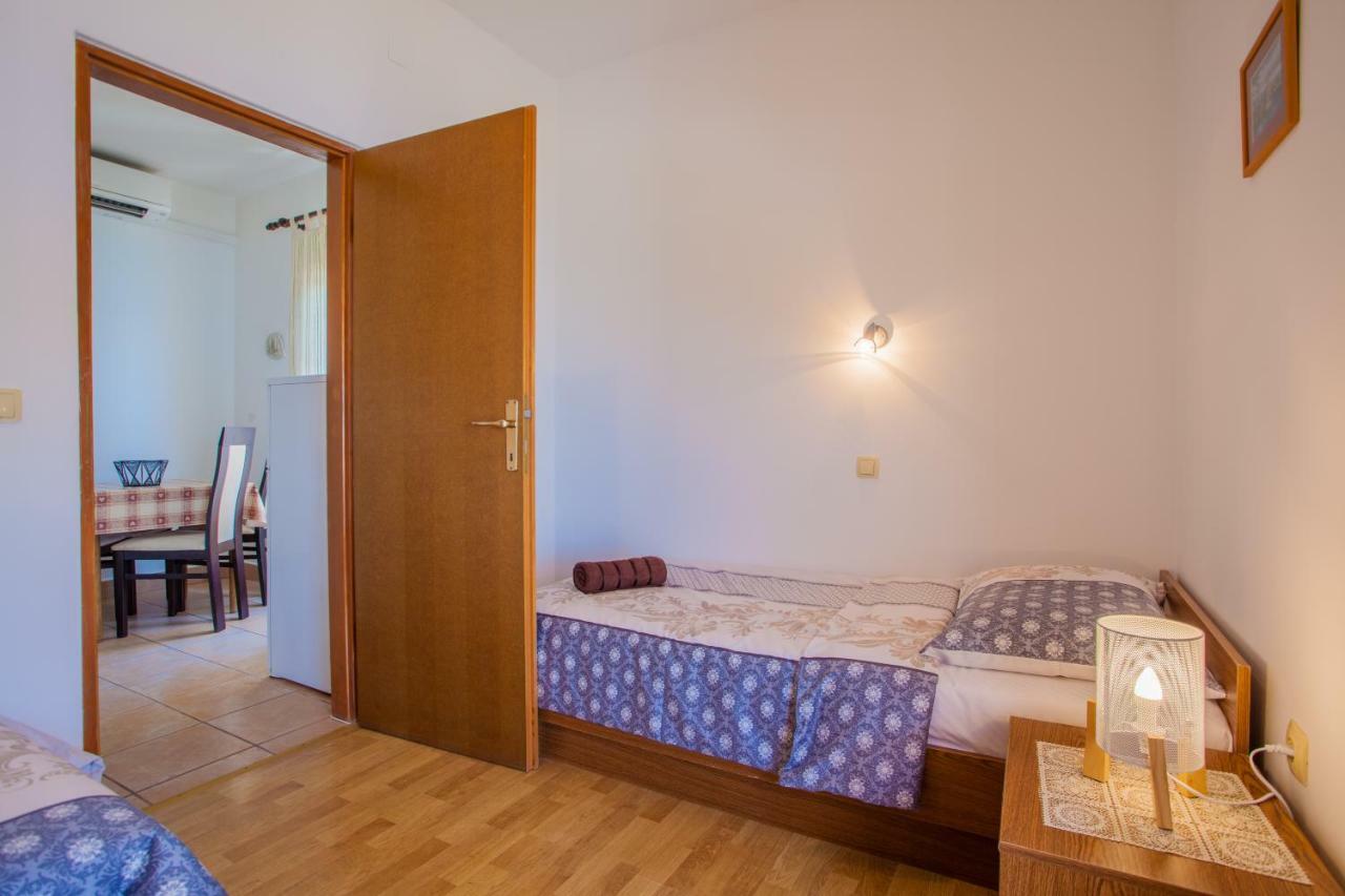 Apartmani Komesic Zubovići Εξωτερικό φωτογραφία