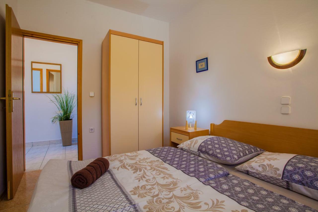 Apartmani Komesic Zubovići Εξωτερικό φωτογραφία